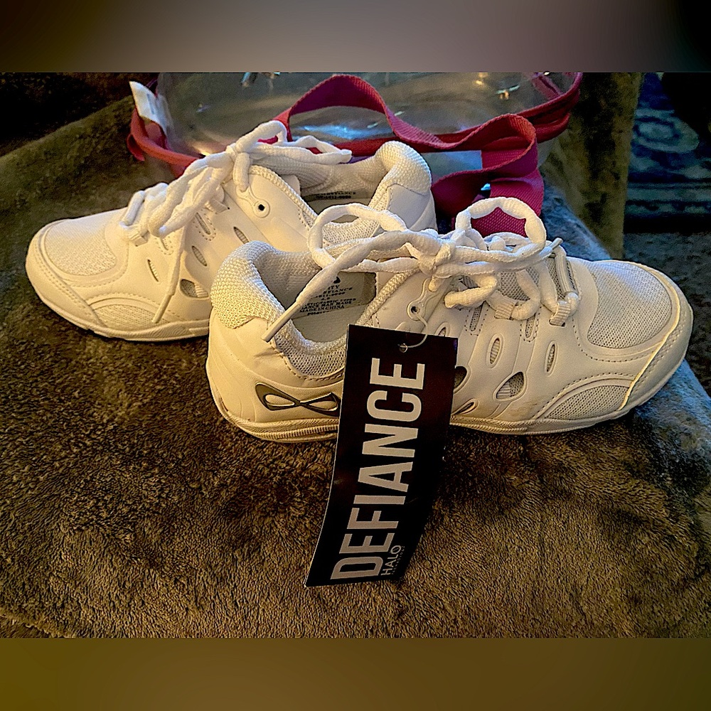 Nfinity Defiance Halo Cheerleading Shoes
